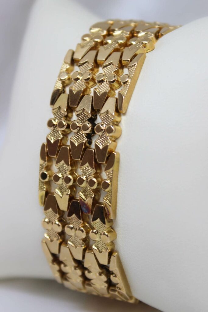 bracelet ancien en or